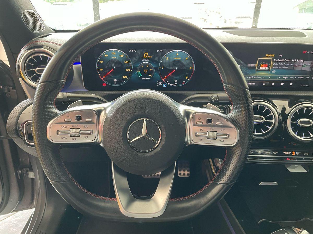 MERCEDES CLA 200d PREMIUM AMG