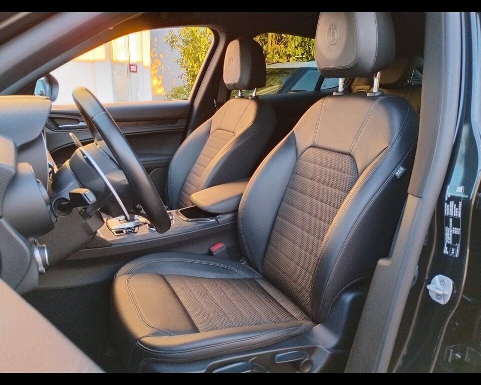 Alfa Romeo Stelvio 2.2 Turbo Ti RWD AT8