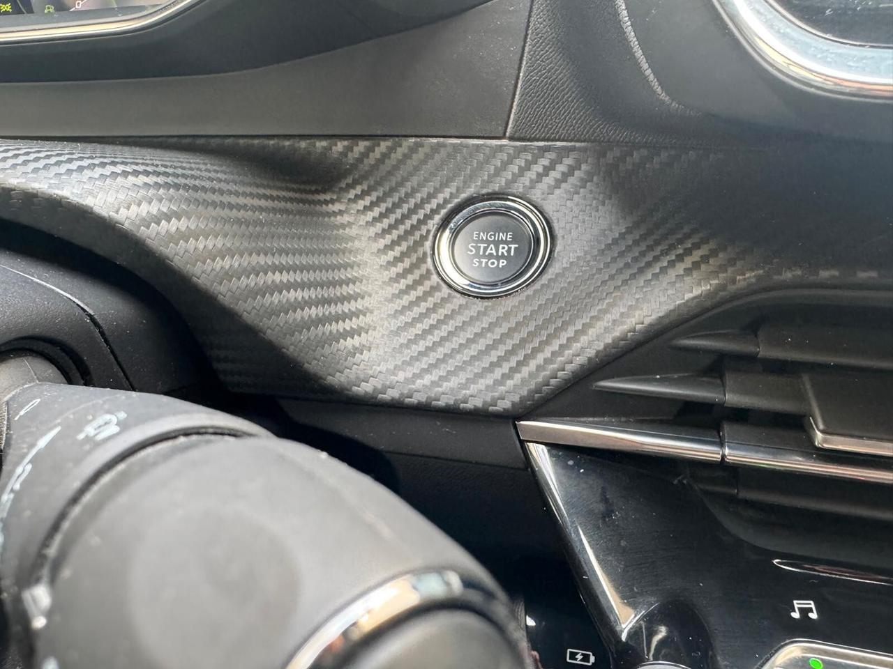 Peugeot 2008 BlueHDi 110 GT FULL OPTIONAL