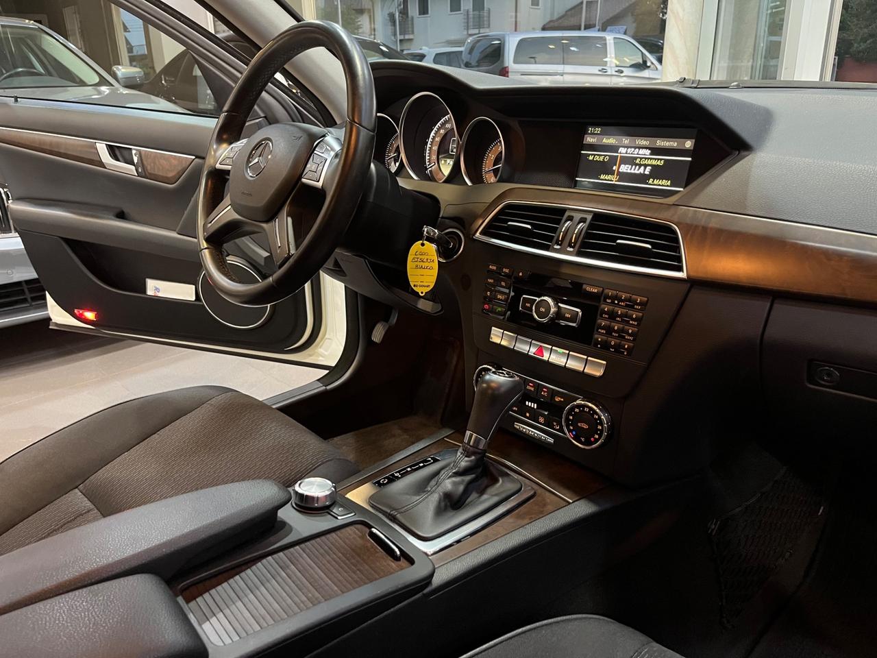 Mercedes-benz C 200 C 200 (be) Elegance BENZINA !
