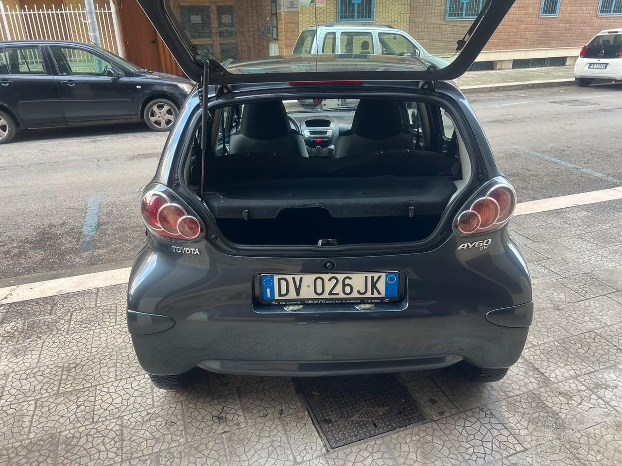 Toyota Aygo 1.0 12V VVT-i 5 porte Now