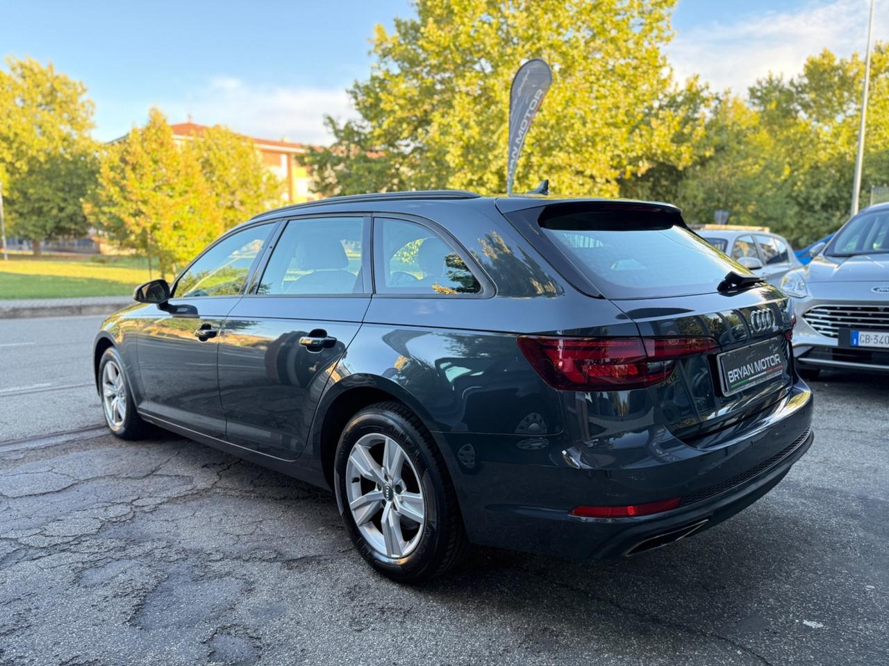 Audi A4 Avant 40 TDI S tronic Business