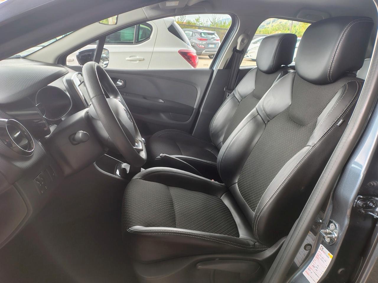 Renault Clio TCe 12V 90 CV 5 porte Moschino Life