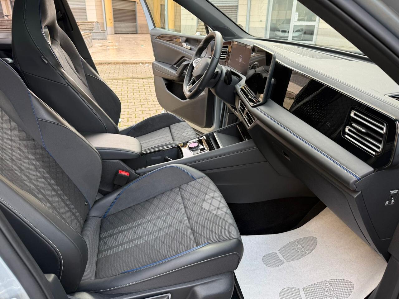 Volkswagen Tiguan 2.0 TDI 193 CV DSG 4MOTION R-Line Plus