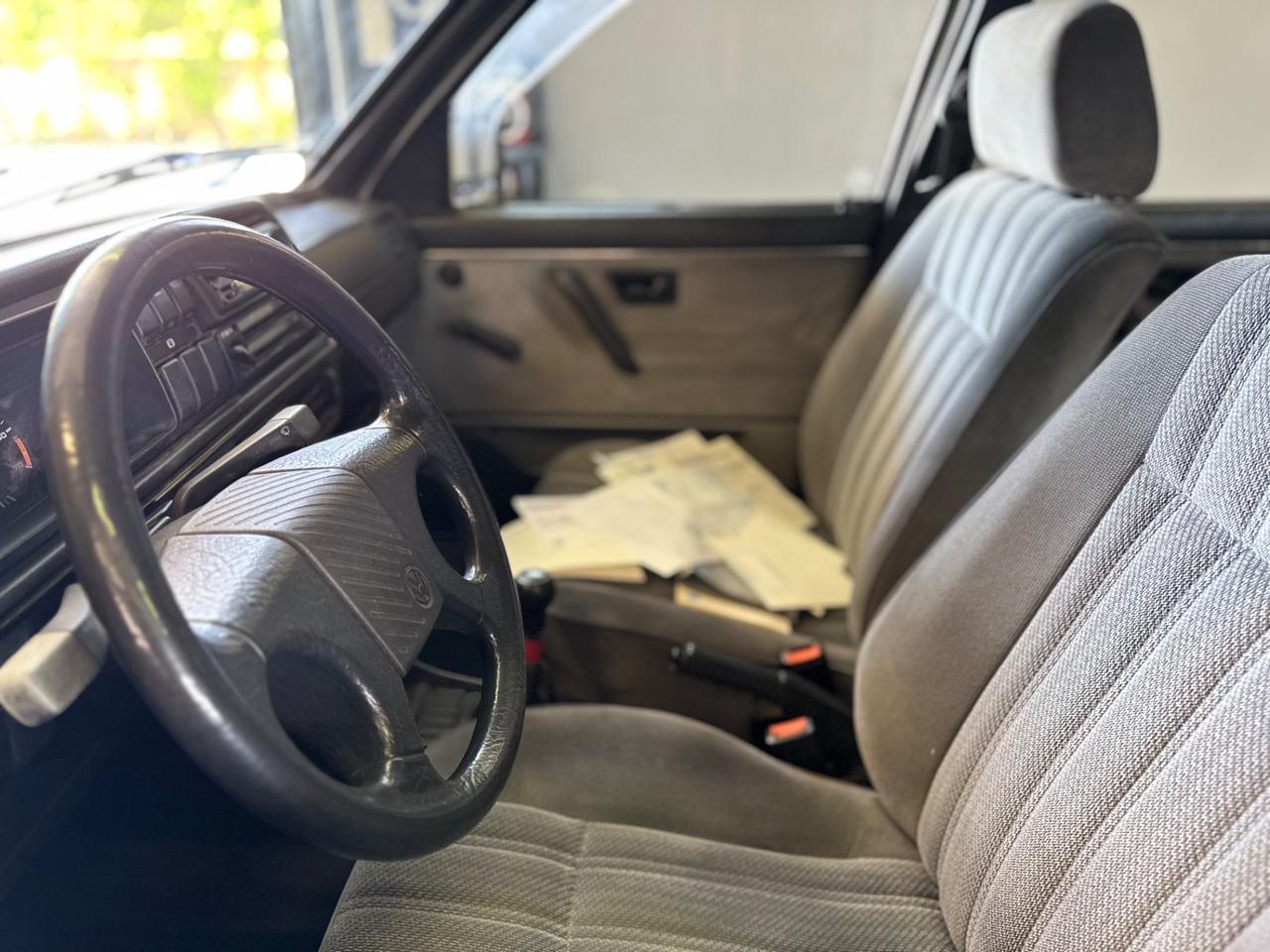 Volkswagen Golf 1600 cat 5 porte GL