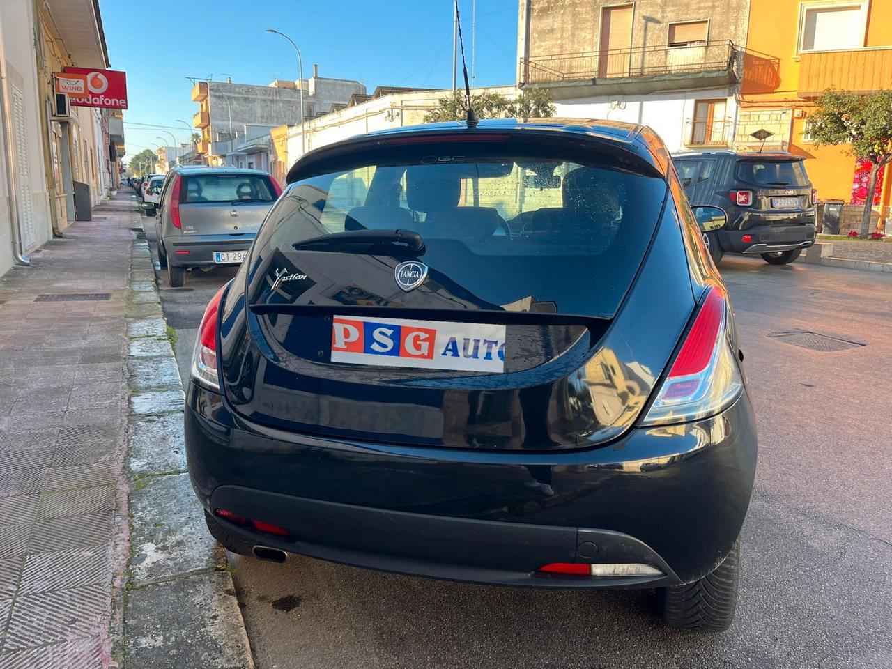 LANCIA YPSILO 1.2 BENZ 5 PORTE LUGLIO 2015 DISTRIBUZ ESEGUITA PERFETTA