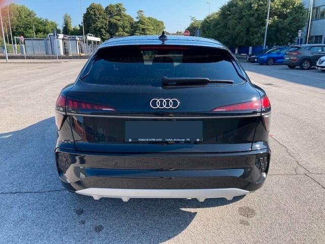 Audi Q3 SPB TFSI 110 kW mHEV S tronic Line edition