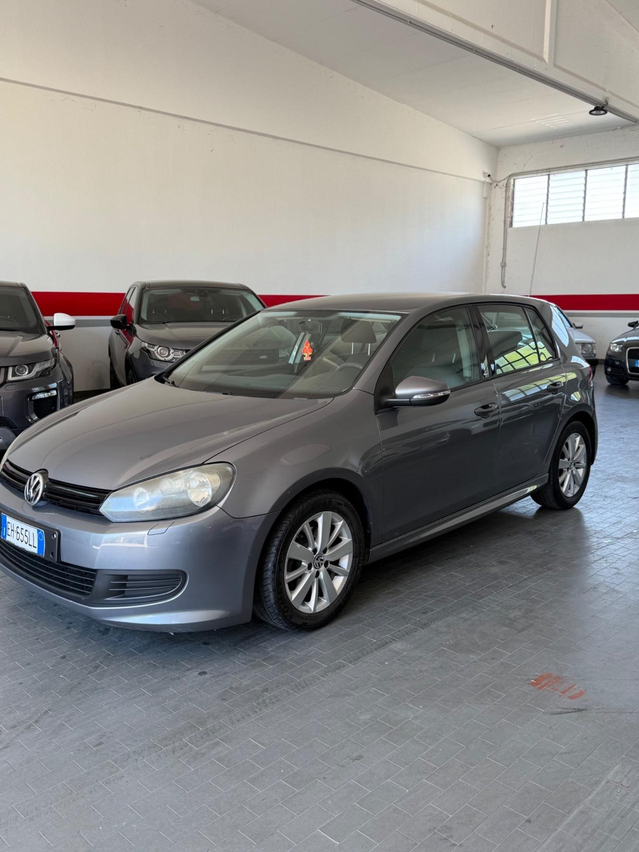 Volkswagen Golf 1.6 TDI DPF DSG 3p. Highline