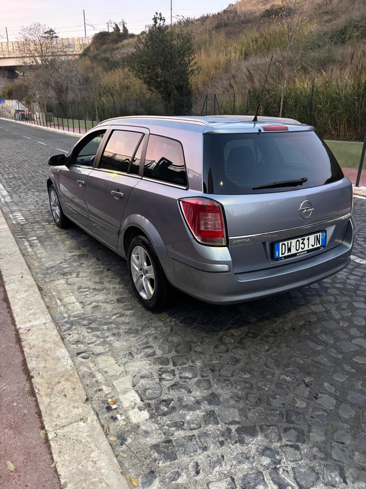 Opel Astra 1.7 CDTI 110CV Station Wagon Cosmo