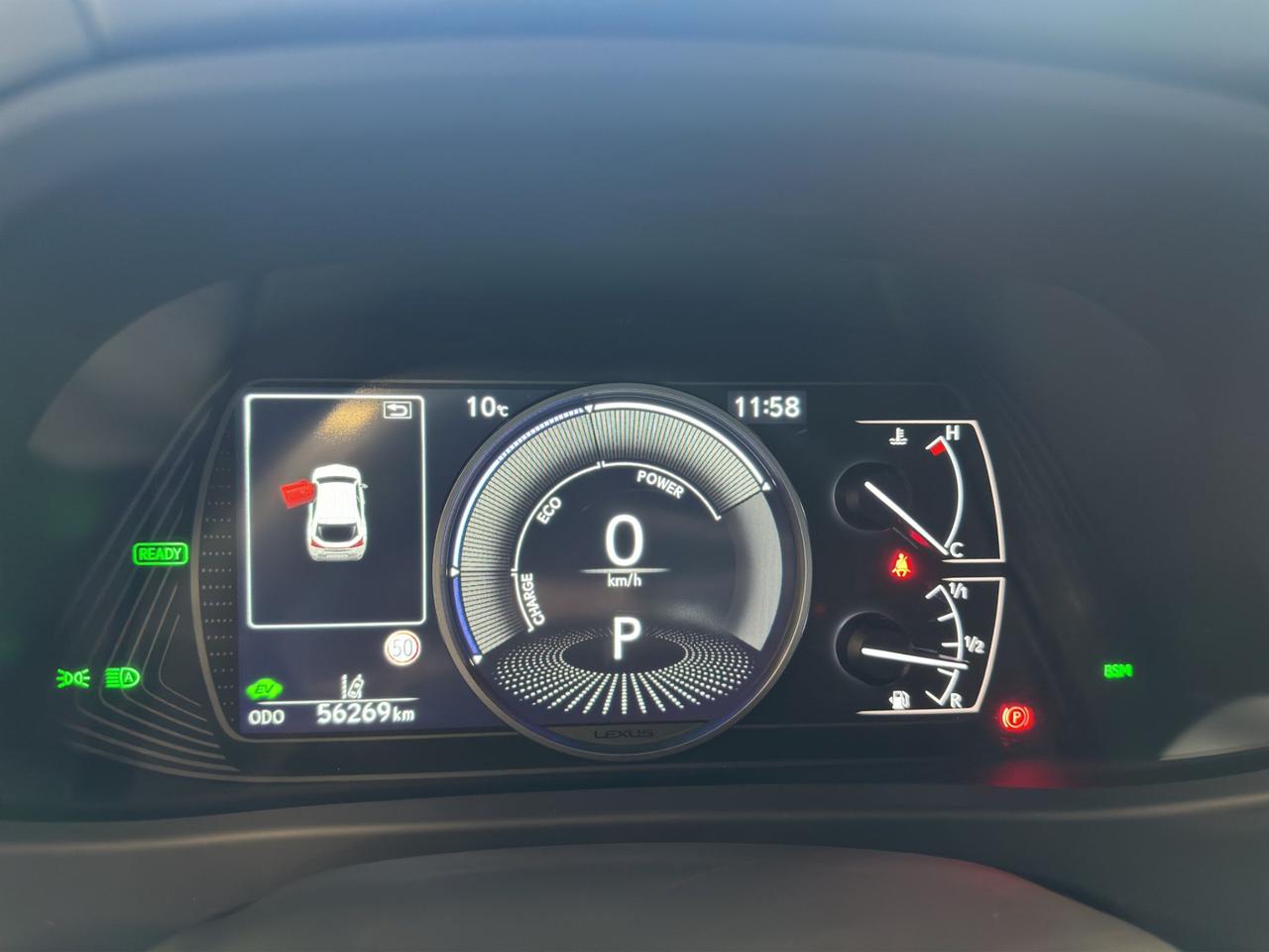 Lexus UX 250h 2.0 Luxury 4wd cvt