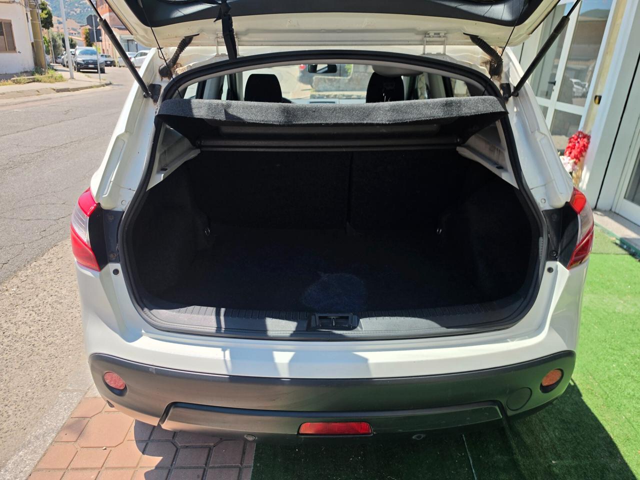 Nissan Qashqai 1.5 dCi DPF Tekna