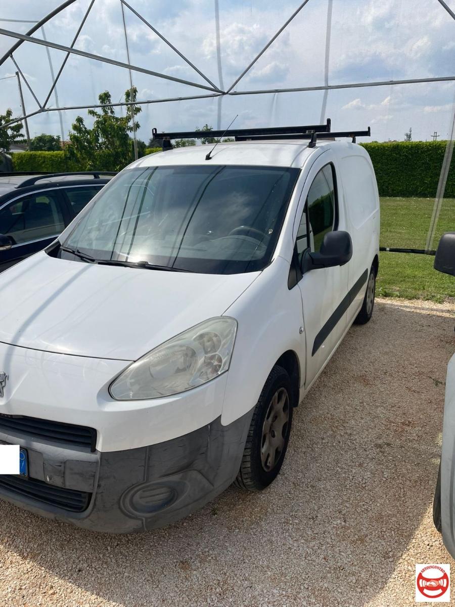 PEUGEOT Partner 1.6 hdi 8v 90cv L1 Aff. 3p E5 partner 1.6 hdi 8v 90cv L1 Aff. 3p E5