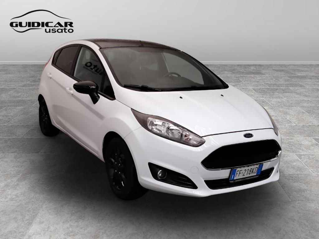 FORD Fiesta VI 2013 - Fiesta 5p 1.5 tdci Black&White 75cv E6