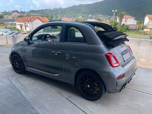 Abarth 595 C 1.4 Turbo T-Jet 180 CV Competizione