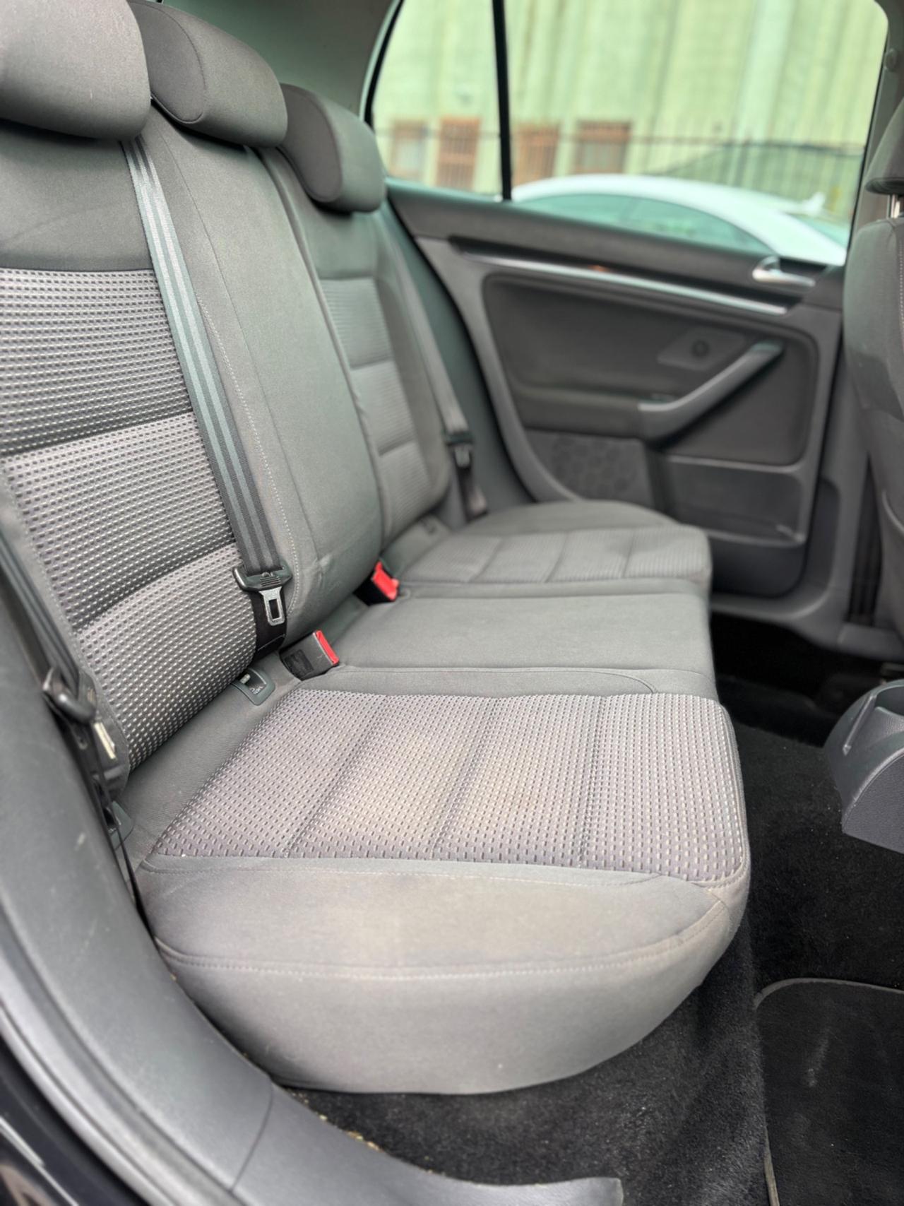 Volkswagen Golf 2.0 16V TDI 5p. GT Sport