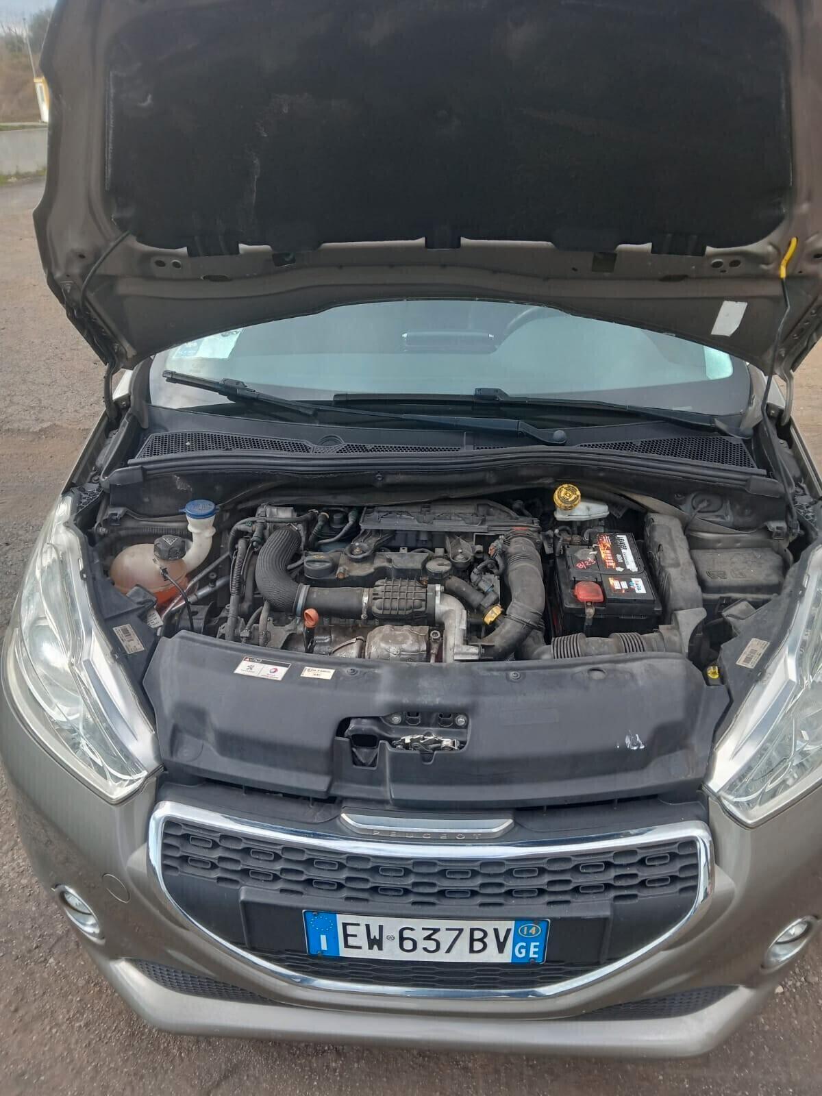 Peugeot 208 1.4 HDi 68 CV 3 porte Access