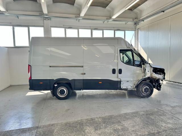 IVECO Daily 35S12V 2.3 HPT PM-SL-TM FURGON