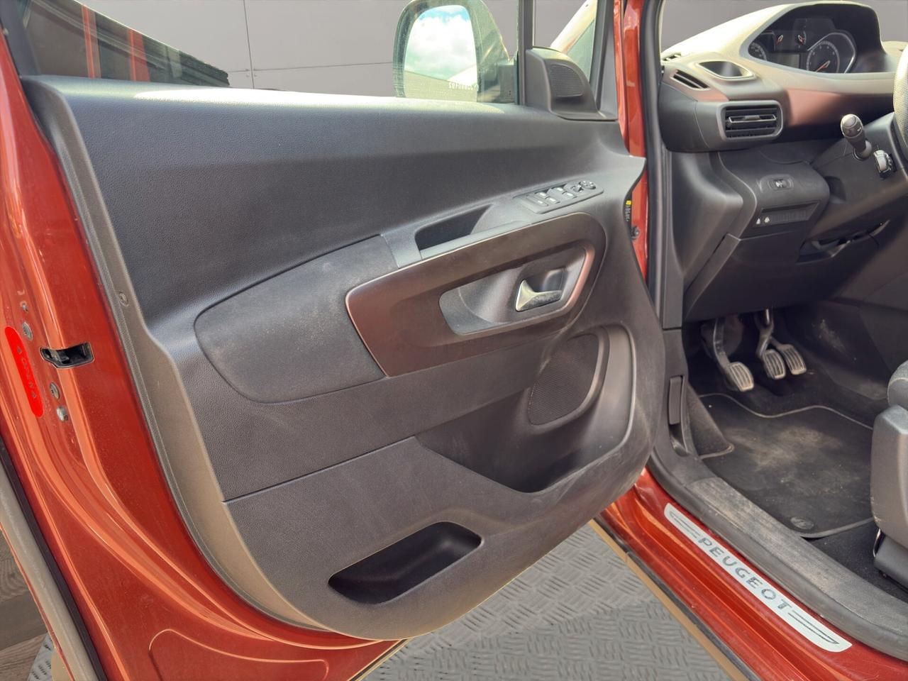 Peugeot Rifter BlueHDi 100 GT Line Standard
