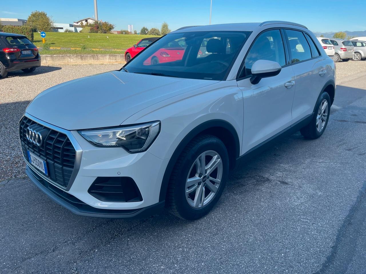 Audi Q3 35 TDI S tronic Business Advanced