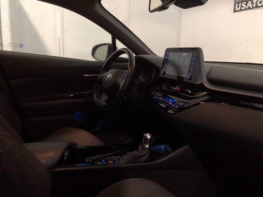 Toyota C-HR 1.8 Hybrid Active E-CVT