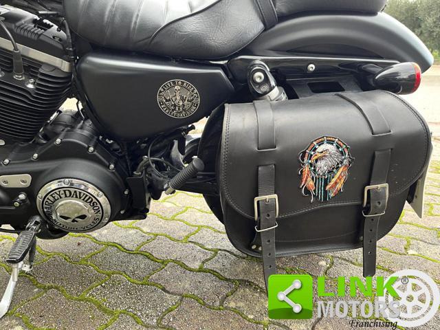 HARLEY-DAVIDSON 883 Sportster XL Iron