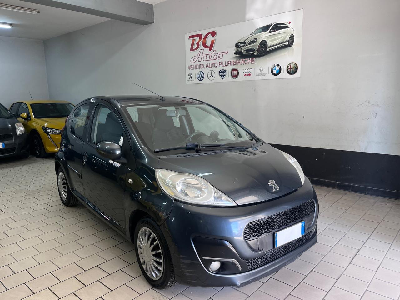 Peugeot 107 1.0 68CV 5p optional 2012