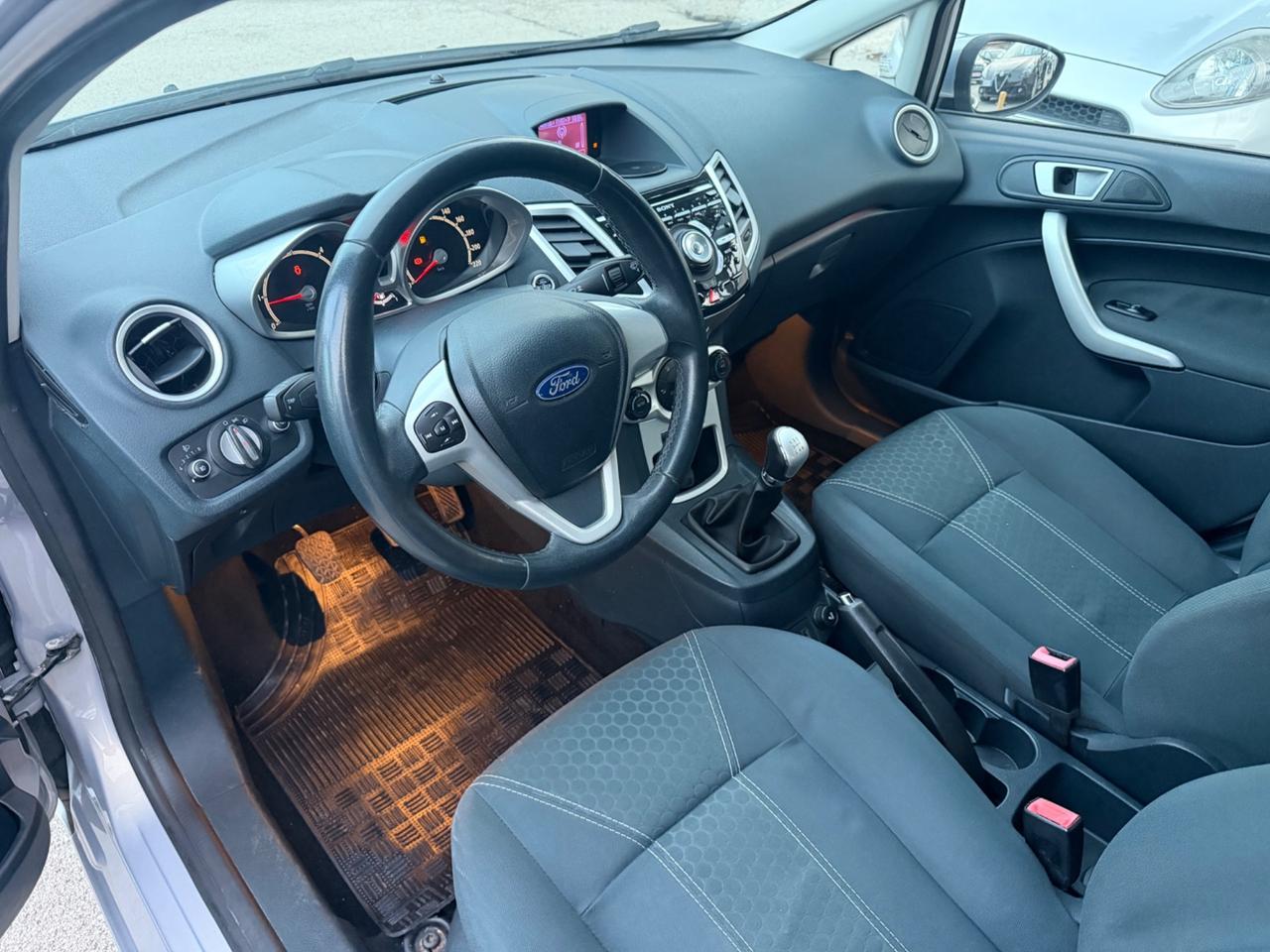 Ford Fiesta 1.4 TDCi 70 cv Titanium 2012