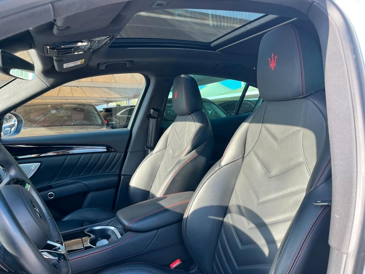 Maserati Grecale MHEV 330 CV AWD Modena