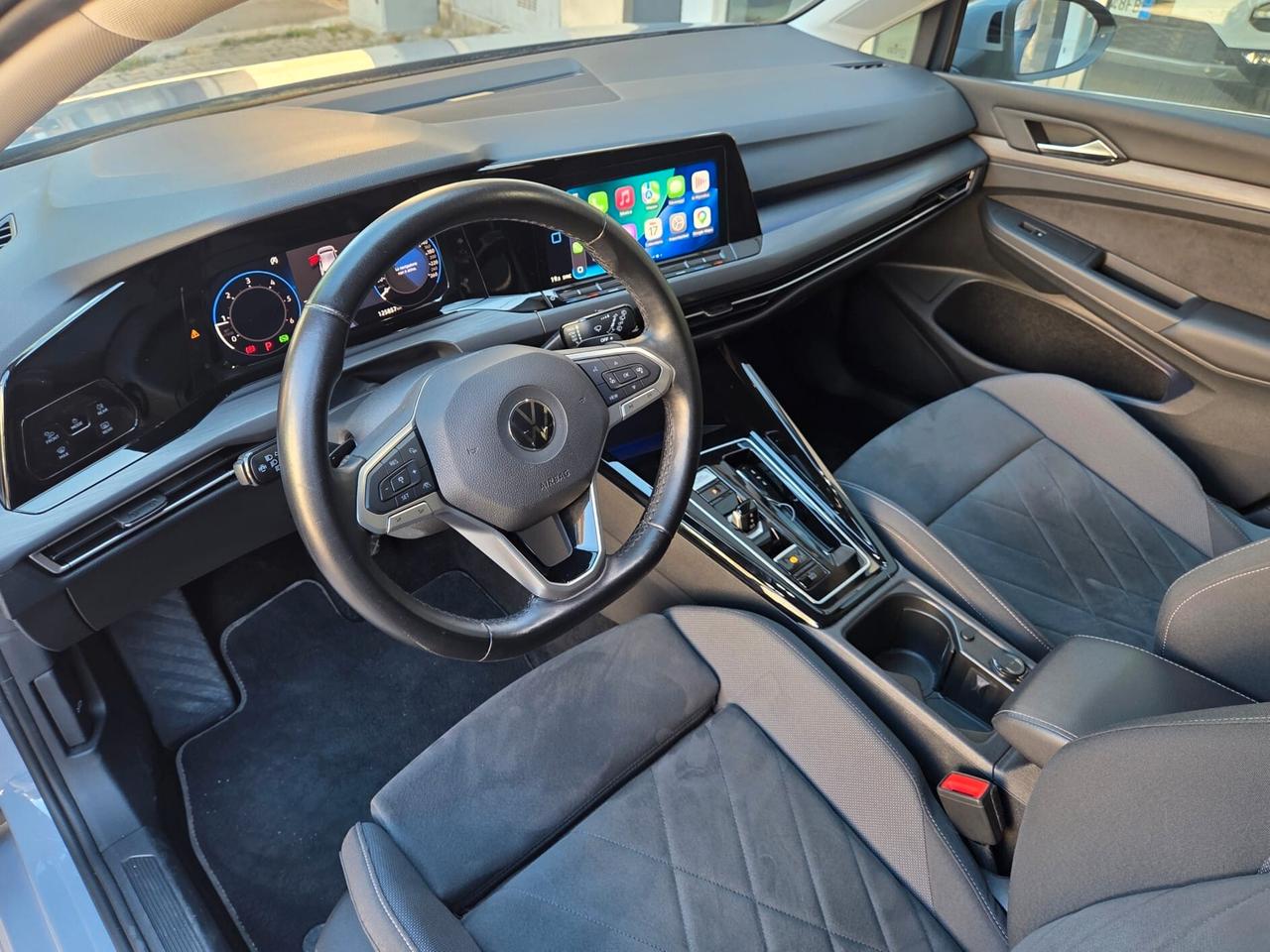 Volkswagen Golf 2.0 TDI 150 CV DSG SCR Style