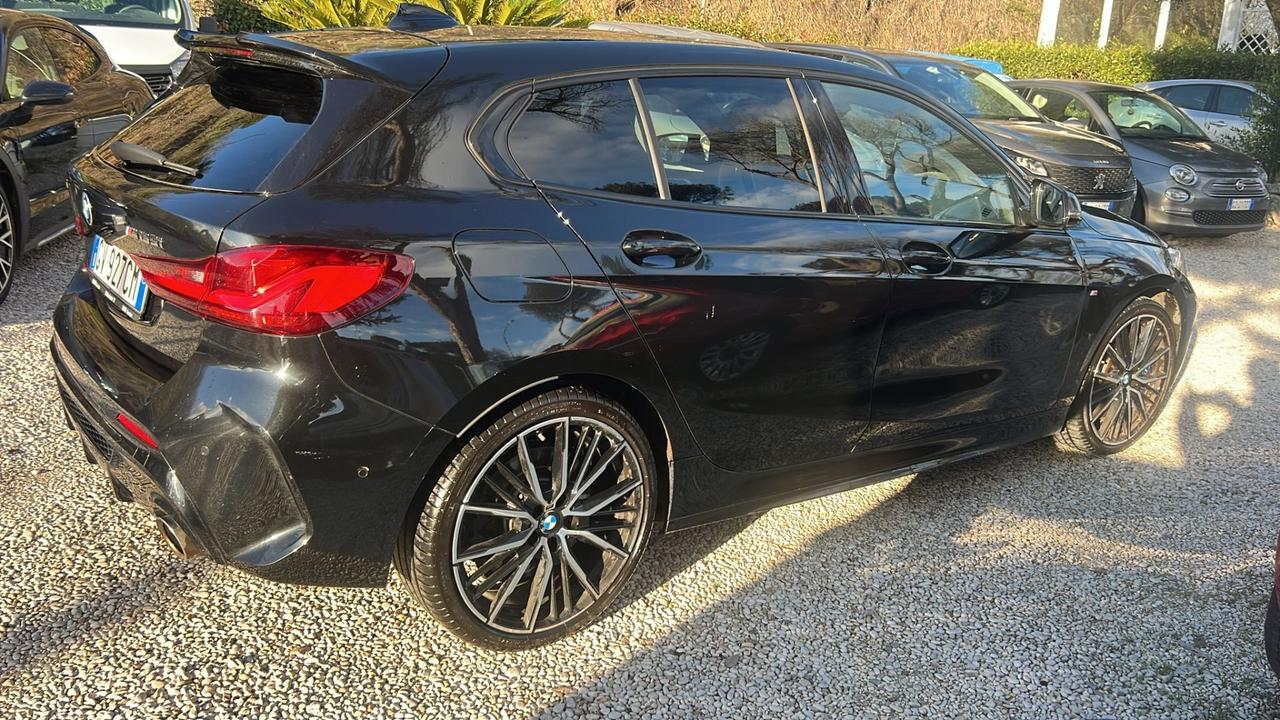 Bmw 135 M 135i xDrive Colorvision Edition