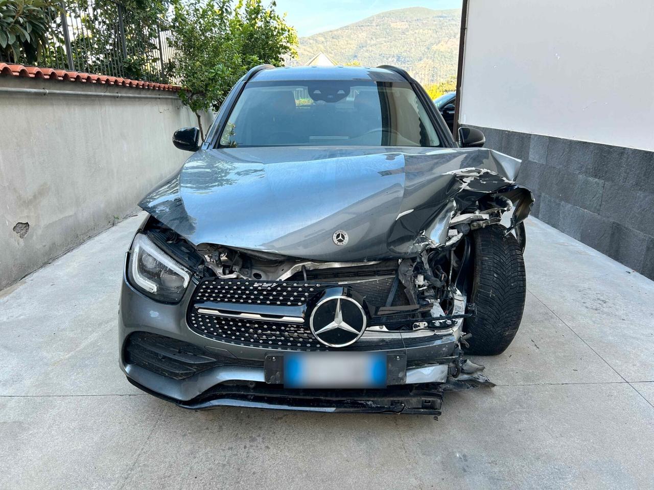 Mercedes GLC 200d 4Matic - 2021 Incidentata