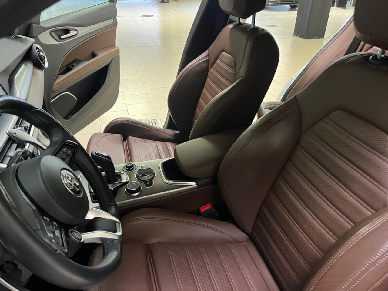 Alfa Romeo Stelvio 2.2 210 CV AT8 Q4 Veloce