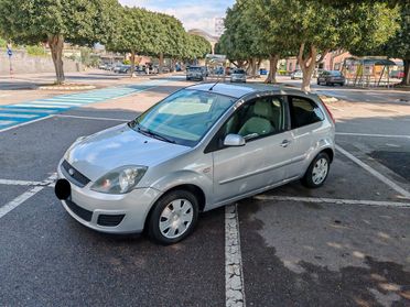 Ford Fiesta 1.4 diesel con 99.000 km