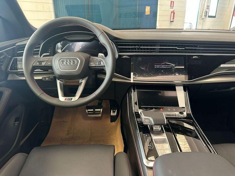 Audi Q8 RS TFSI V8 quattro tiptronic Performance
