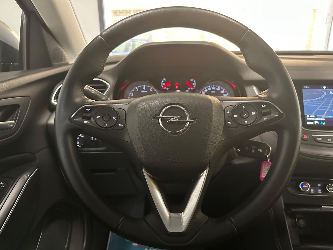 Opel Grandland X 1.5 diesel Ecotec Start&Stop aut. Business Ed.
