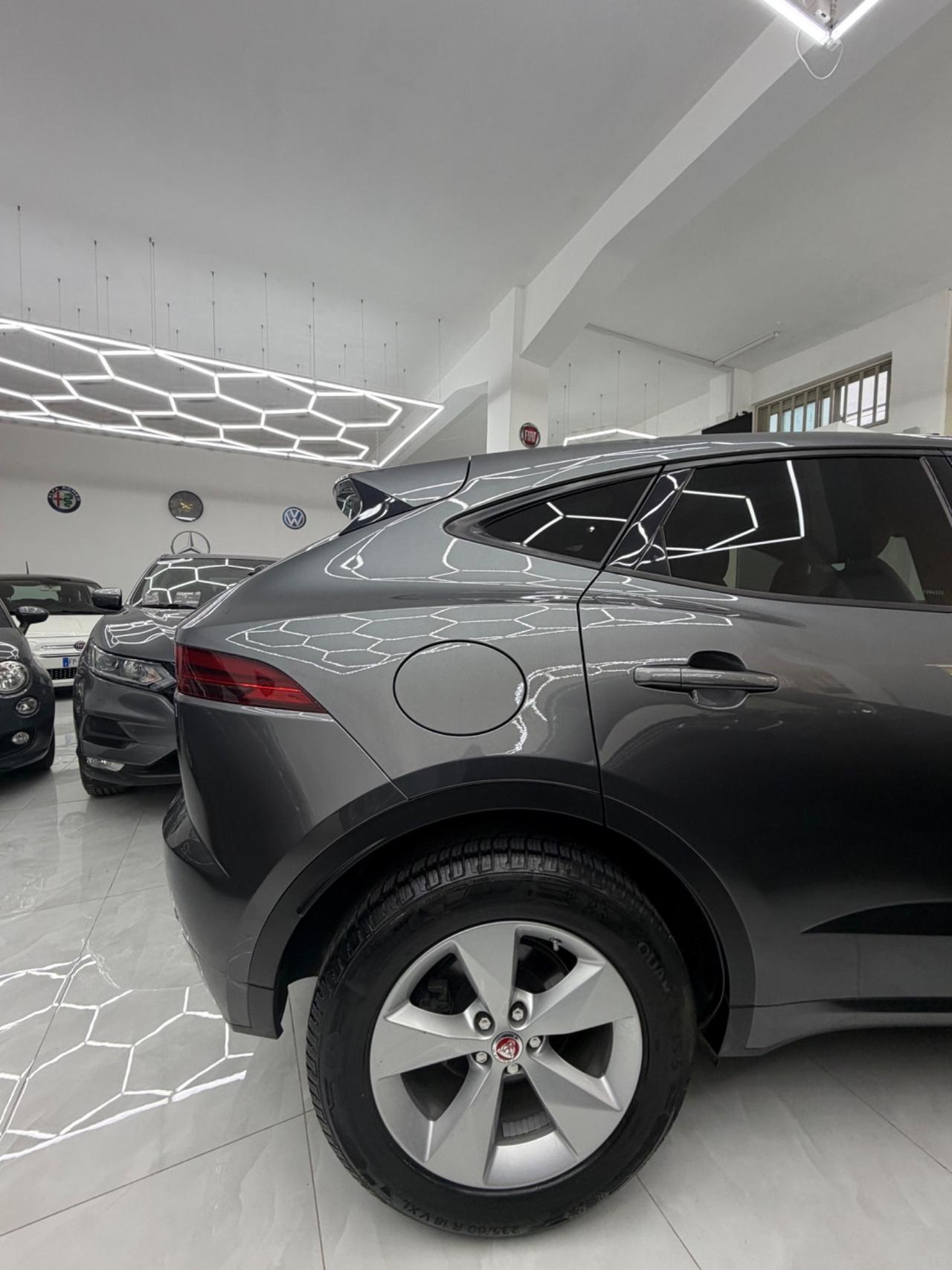 Jaguar E-Pace 2.0D 180 CV AWD aut. R-Dynamic HSE