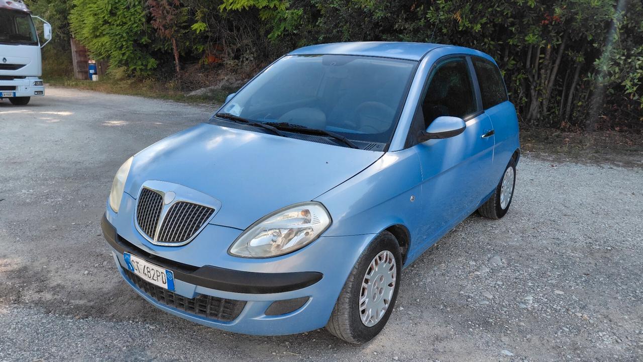 Lancia Ypsilon 1.2