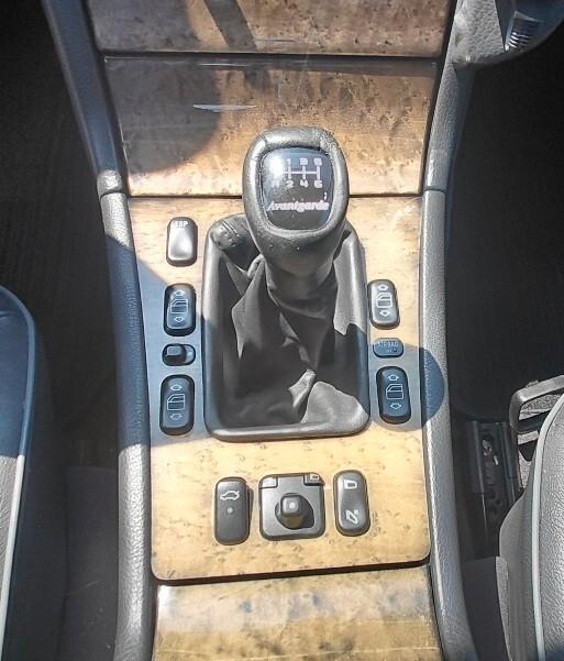 E 200 Kompressor cat Avantgarde