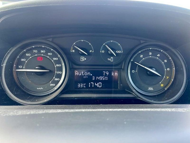 Lancia Ypsilon 1.0 FireFly 5 porte S&S Hybrid Silver