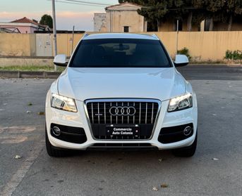 Audi Q5 2.0 TDI S-LINE