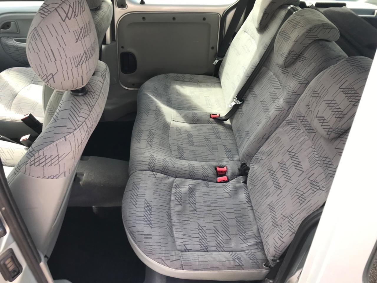 Renault Kangoo 1.6 16V 5p. BenzMet. Confort