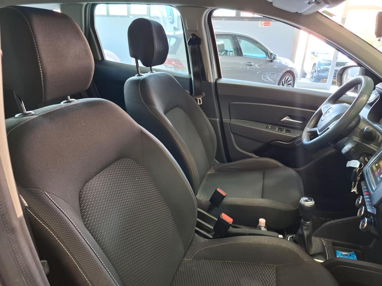 Dacia Duster Benzina Manuale