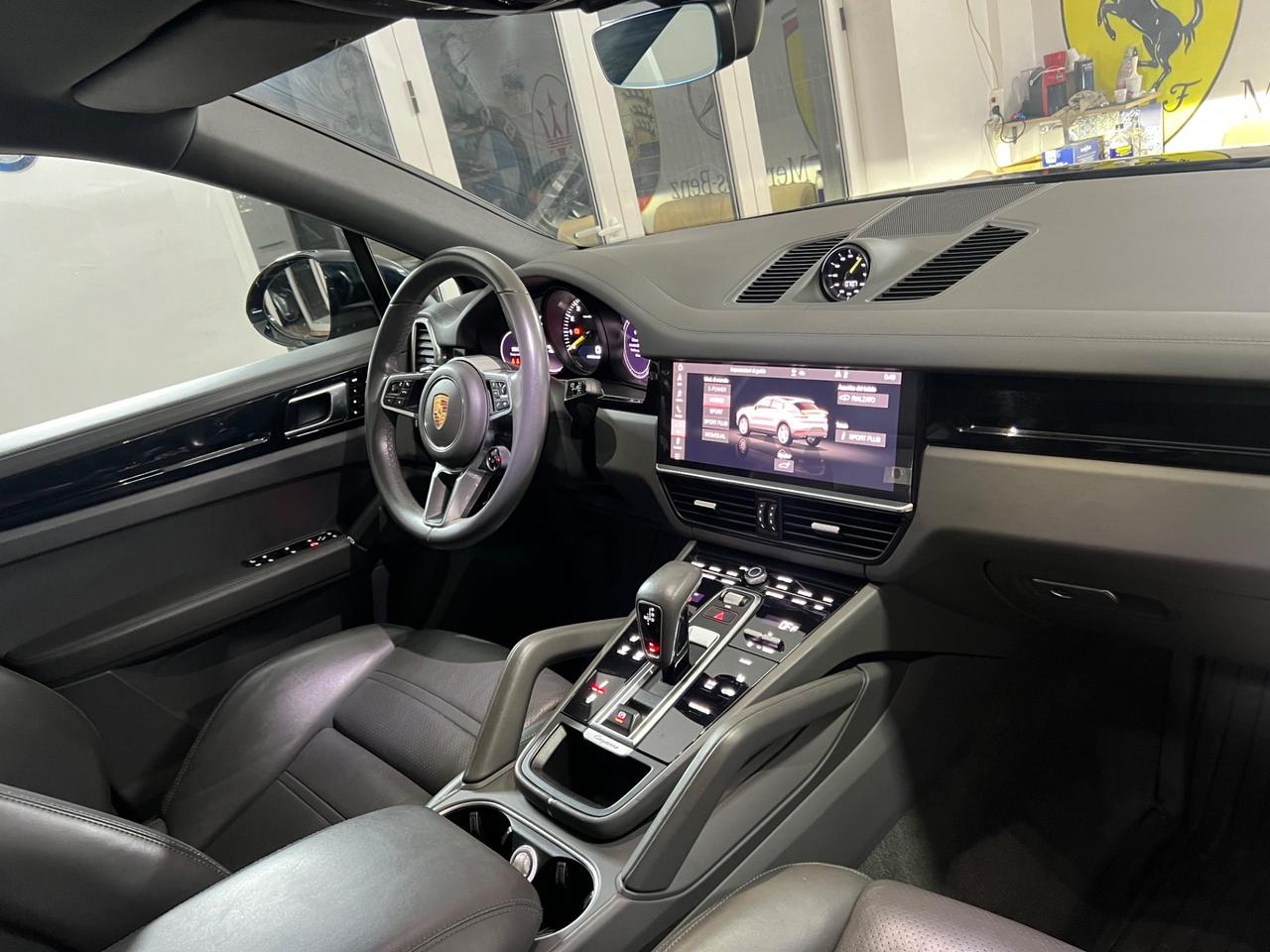 Porsche Cayenne Coupé 3.0 V6 E-Hybrid