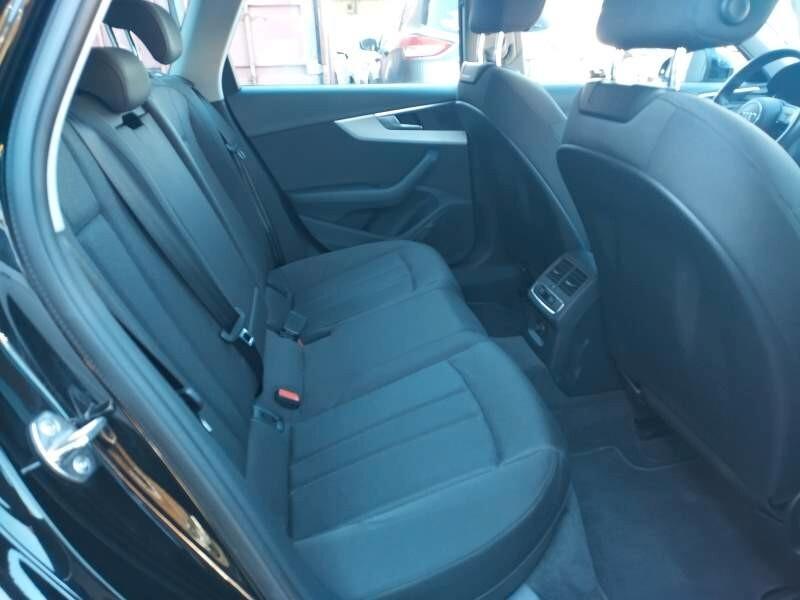 Audi A4 Avant 40 g-tron S tronic ACC- MATRIX !!!