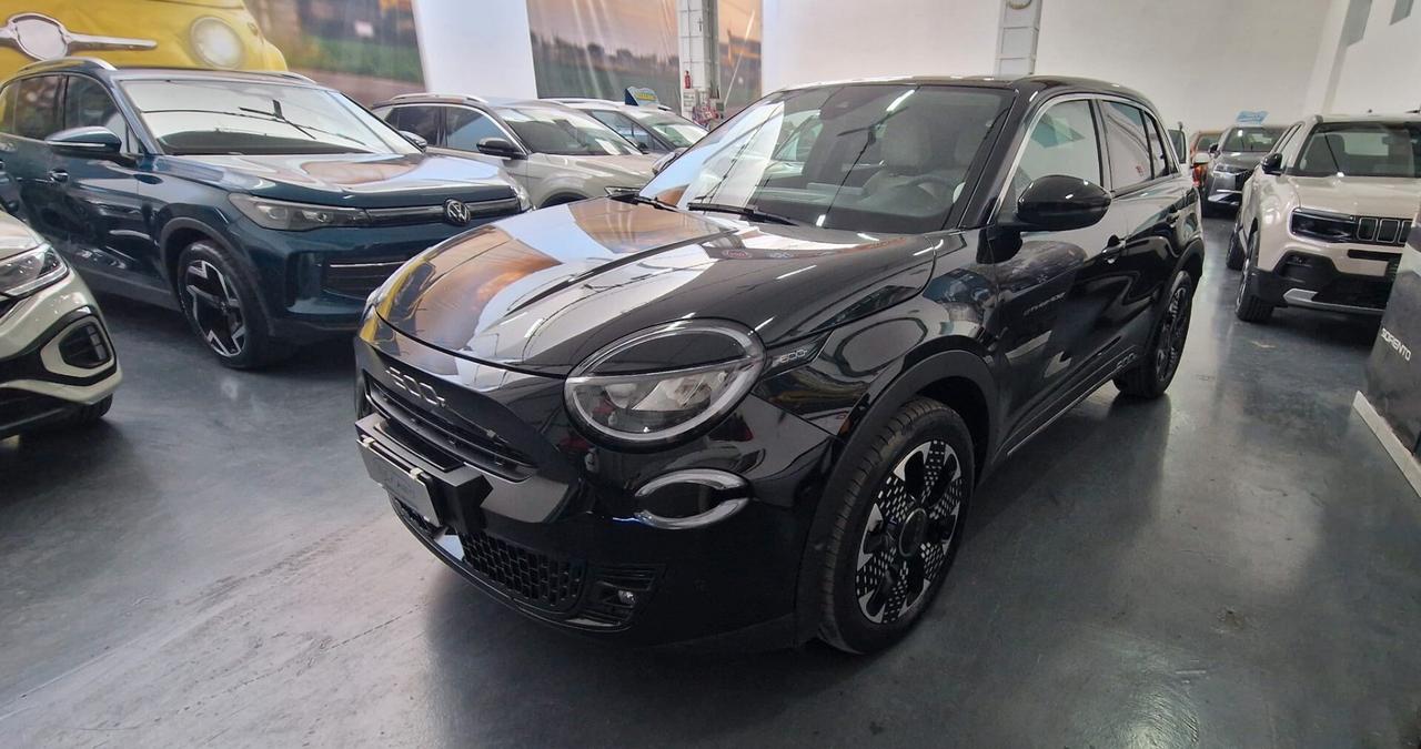 Fiat 600 Hybrid 145 CV DCT MHEV La Prima