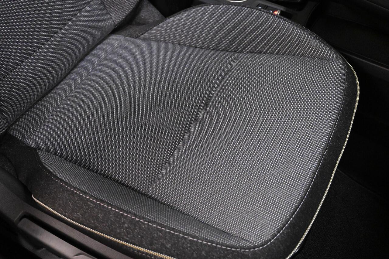 MITSUBISHI Grandis Grandis 1.3L Mild Hybrid DCT...