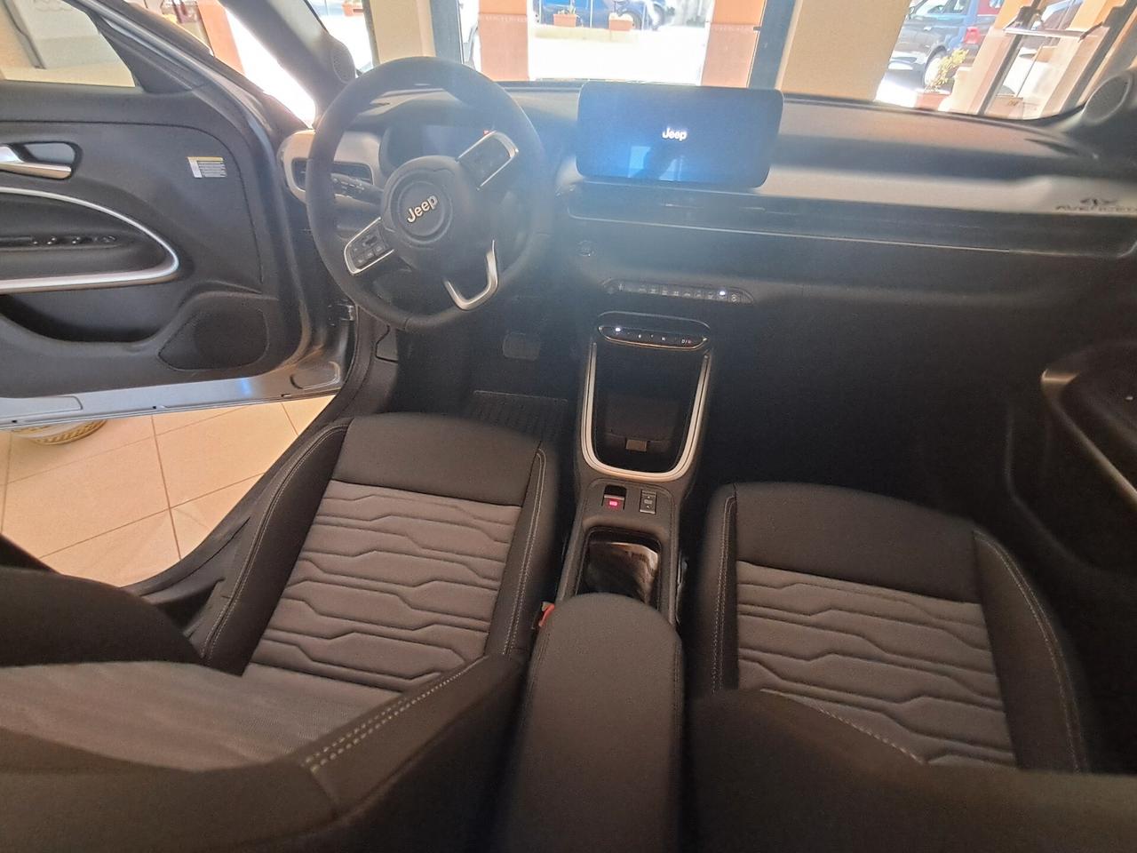 Jeep Avenger 1.2 Turbo 136 CV MHEV 4xe Upland