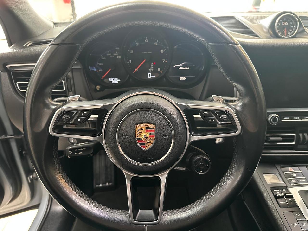 Porsche Macan 2.0 245 HP RESTYLING FULL TENUTA IN MODO MANIACALE