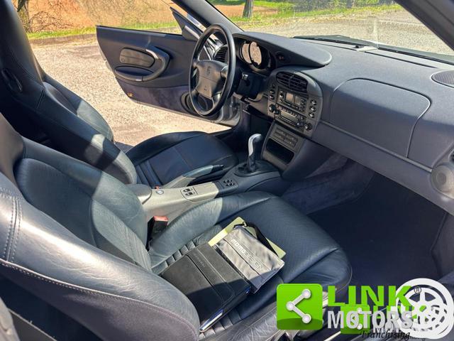 PORSCHE 996 Cabrio con Hard Top