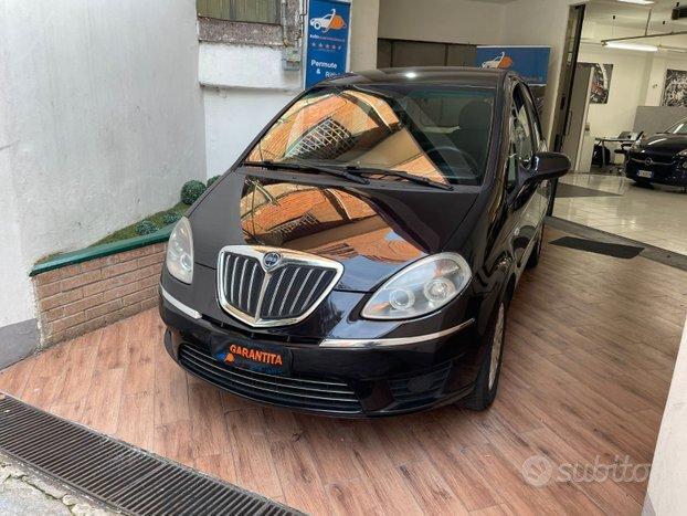 Lancia MUSA BENZINA - NEOPATENTATI - DISTRIBUZIONE